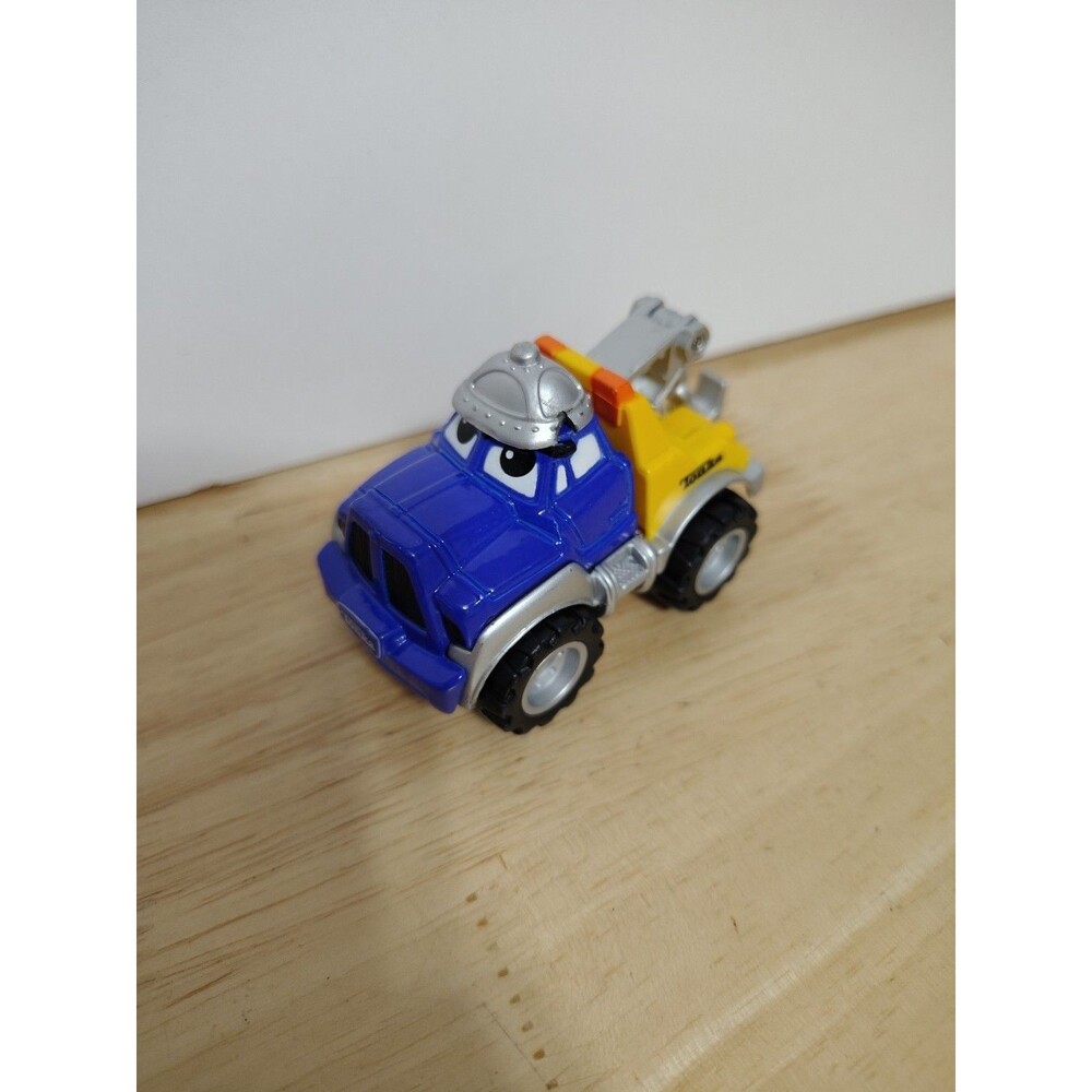 2000 Tonka Town Chuck & Friends Hasbro Maisto Tow Truck Wrecker Toy 1:64